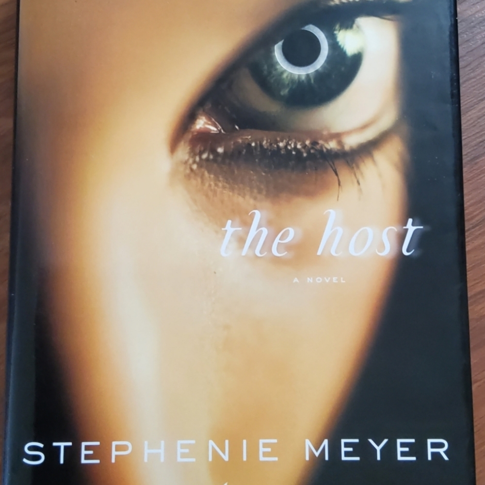 The Host By Stephenie Meyer